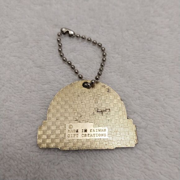 Vintage Atlantic City Keychain Poker Hand Royal Flush 1 1/2" X 2" #L307 - Picture 3 of 4